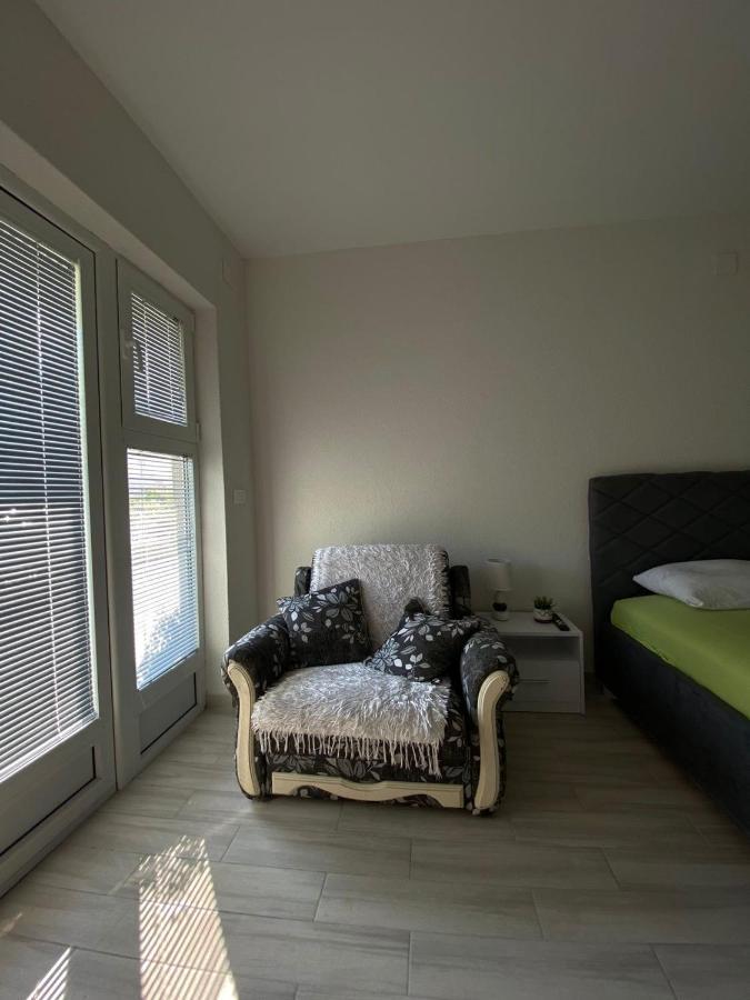 Apartment Iva Биела Экстерьер фото