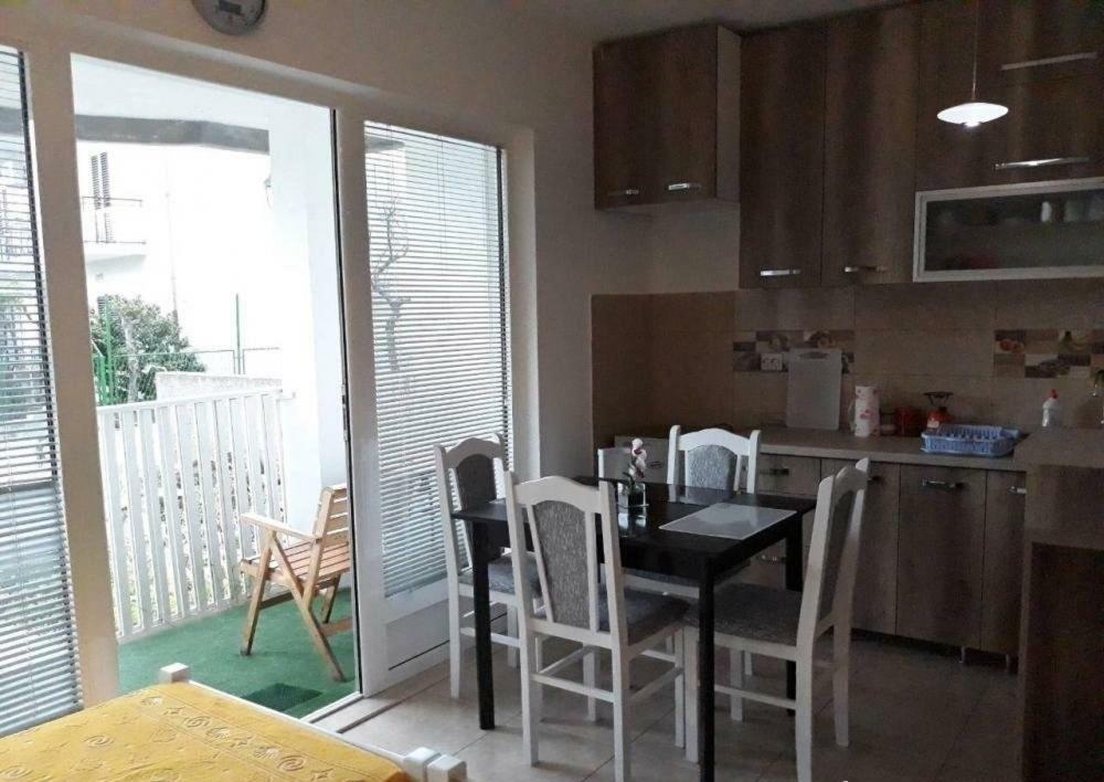 Apartment Iva Биела Экстерьер фото